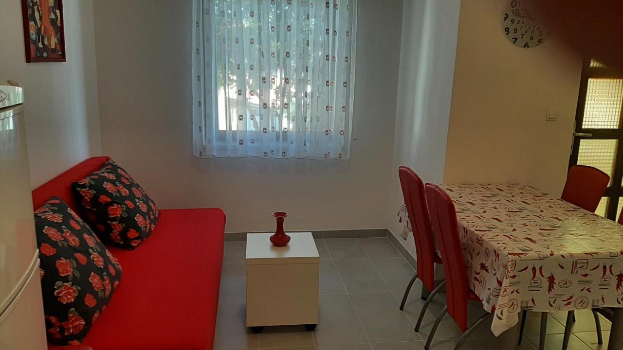 Apartmani Mw, Crveni Apartman Baška Exteriör bild